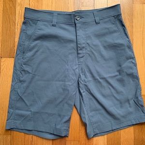Eddie Bauer size 32 Travex Shorts